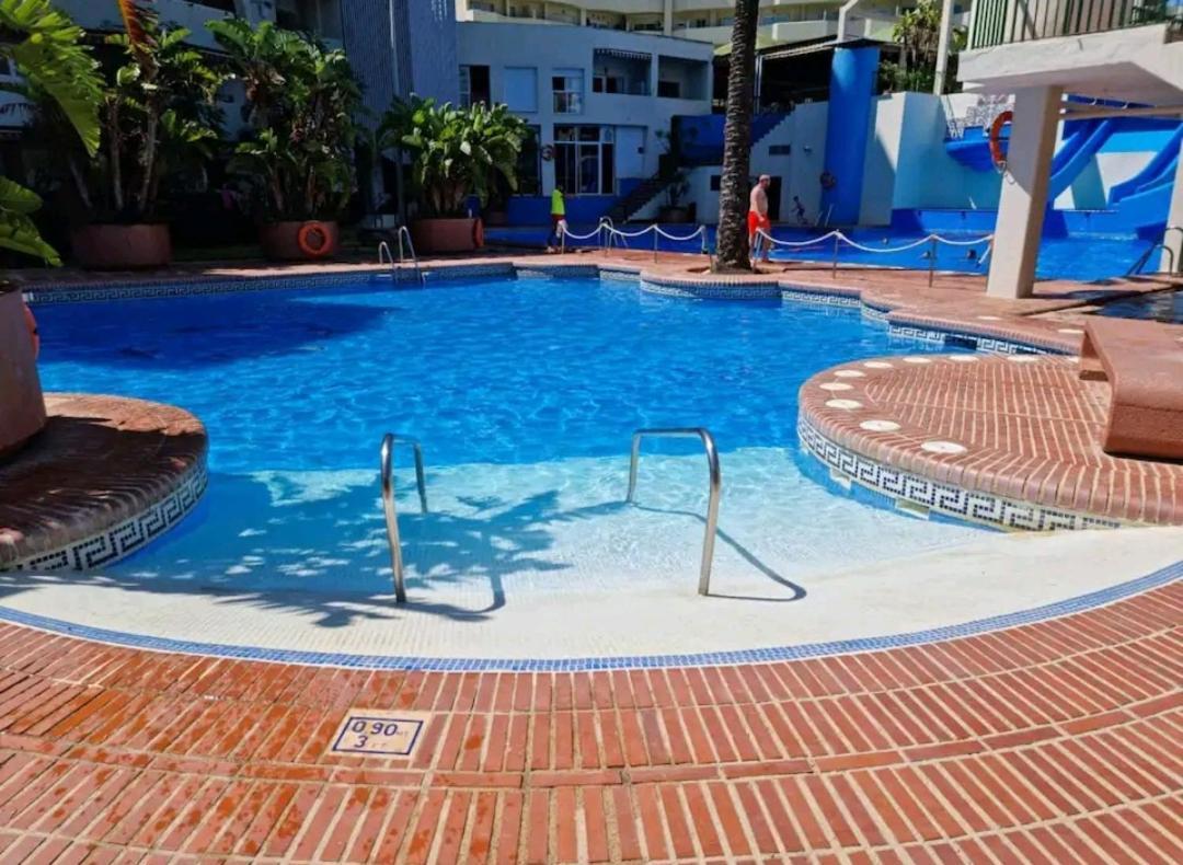 Apartamentos Holidays Benalbeach Benalmádena Extérieur photo
