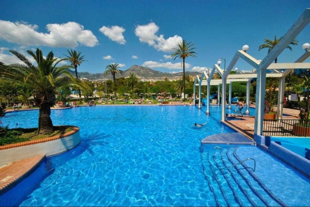 Apartamentos Holidays Benalbeach Benalmádena Extérieur photo